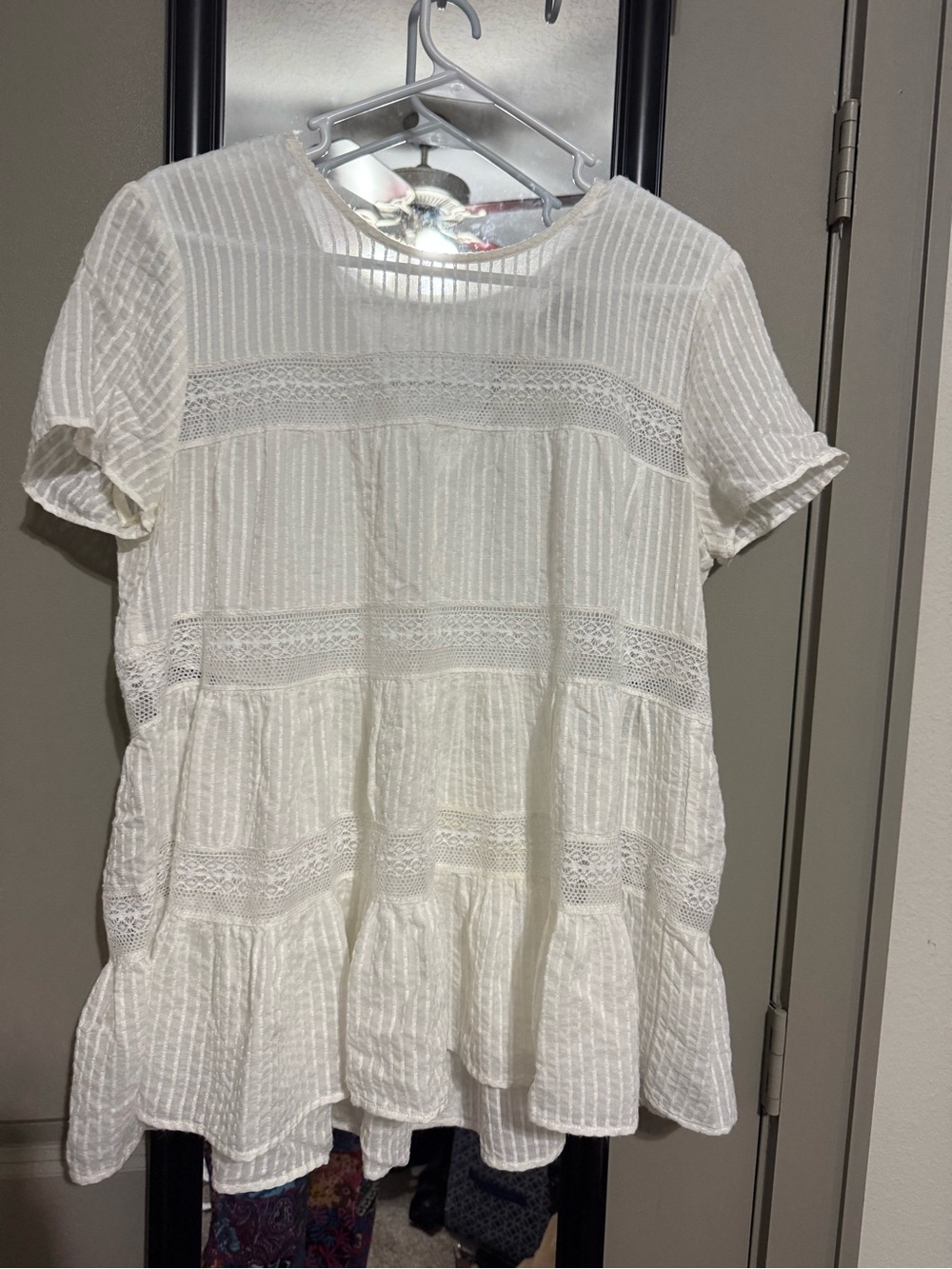 Ann Taylor white Short-Sleeve Tiered Lace-Trim Tunic